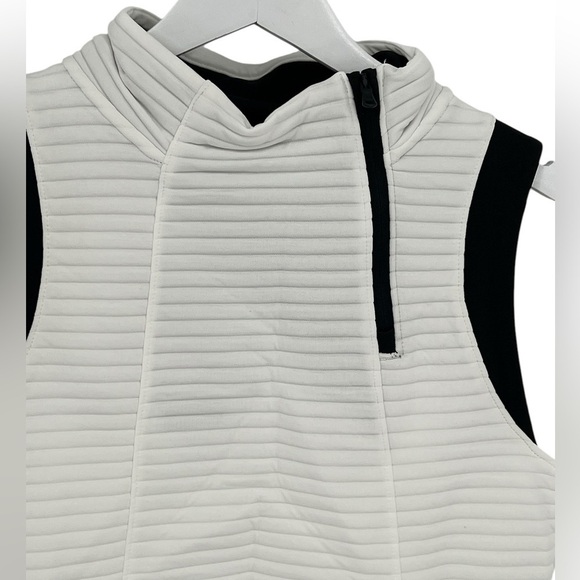 Under Armour Vest XS White Black Trim Daytona UA Storm Cold Gear Cinch Waist NWT - Picture 5 of 13